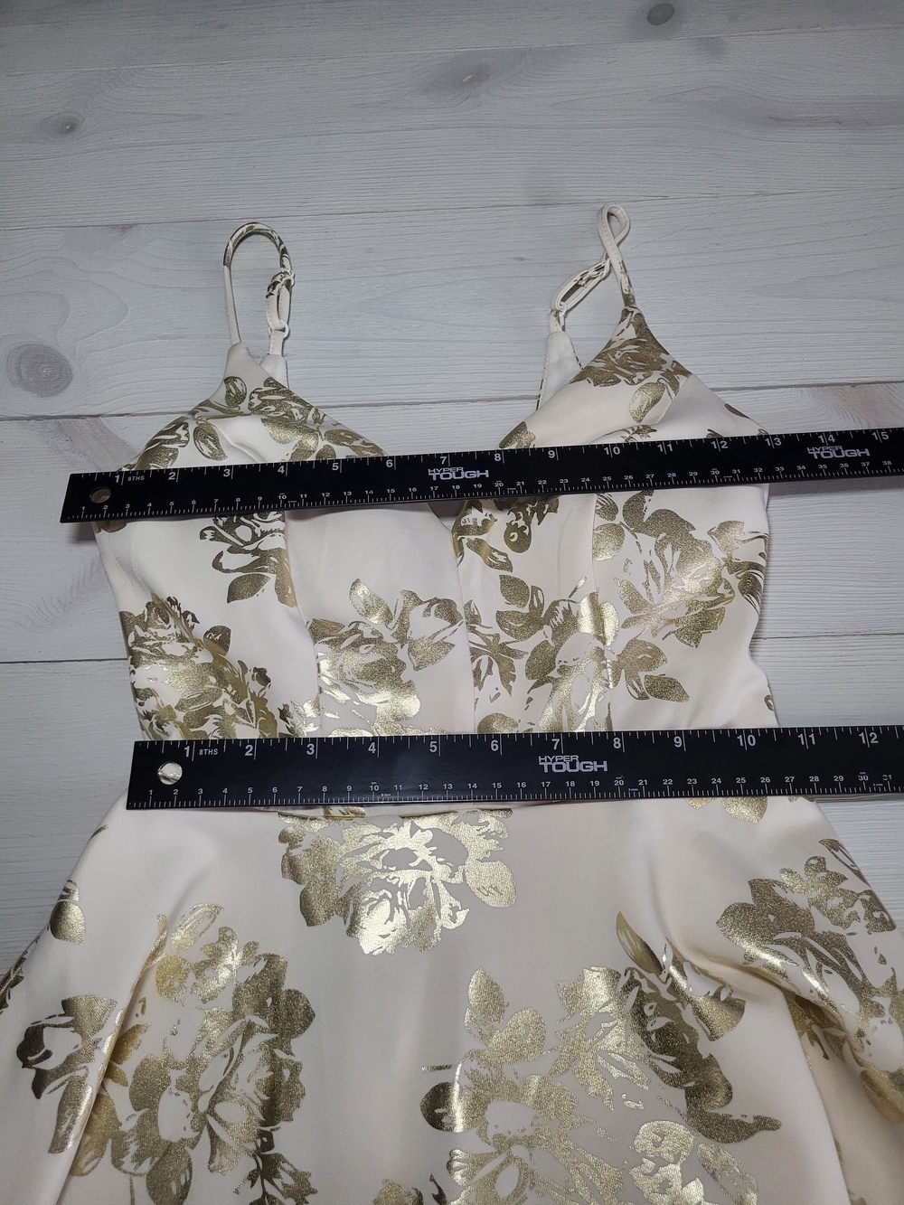 B. Darlin Dress Gold Floral Foil Coquette Spring Summer Party. - Picture 5 of 6